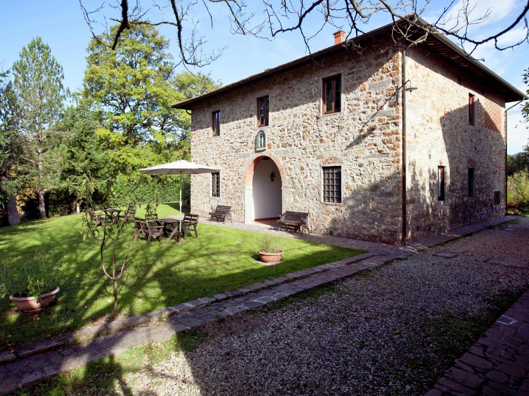 Pleasant Apartment With Swimming Pool Garden Bbq Parking Lucolena in Chianti Kültér fotó